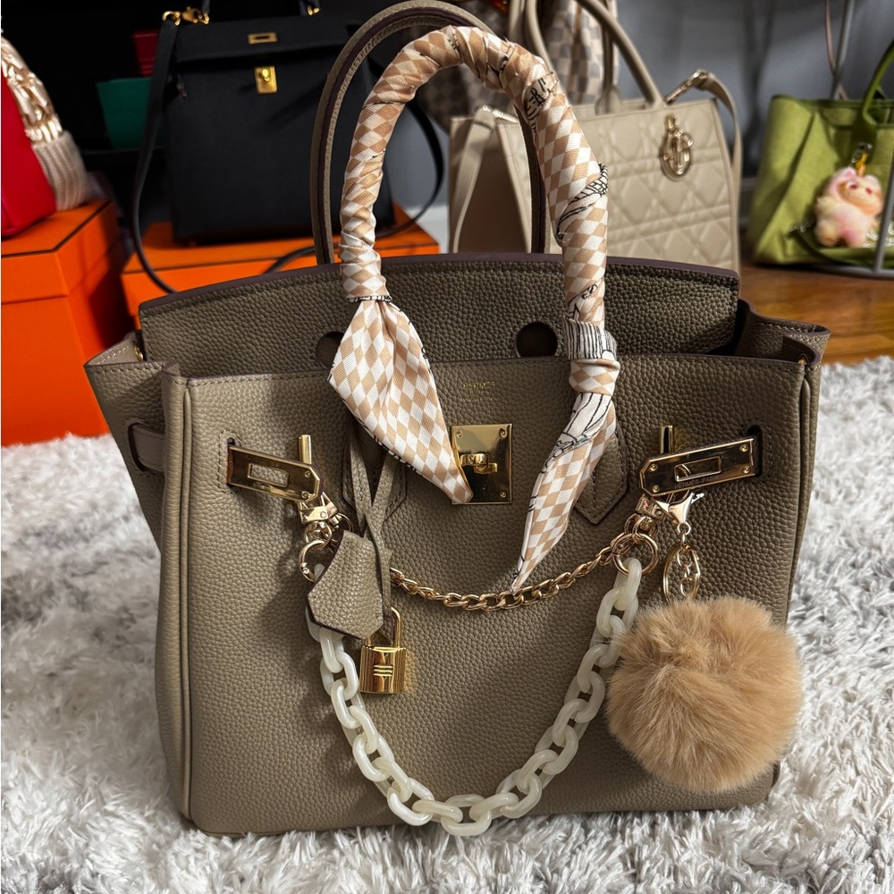 Elegant Tan Designer Handbag with Chain Detail